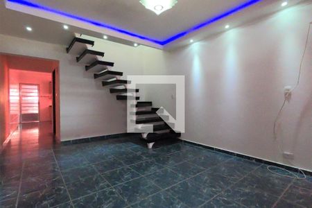 Sala de casa à venda com 3 quartos, 200m² em Jardim Santa Emilia, Guarulhos