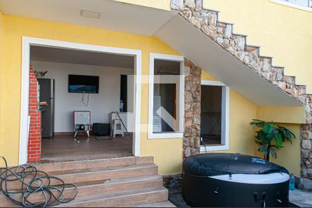 Casa à venda com 180m², 4 quartos e 2 vagasSala de jogos