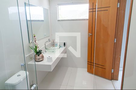 Casa à venda com 180m², 4 quartos e 2 vagasQuarto 2 - Suite