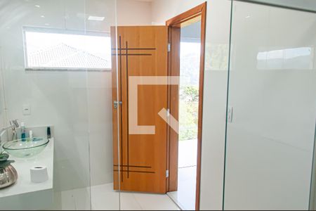 Casa à venda com 180m², 4 quartos e 2 vagasQuarto 2 - Suite