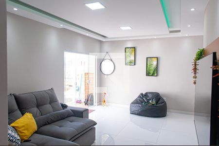 Sala de casa à venda com 4 quartos, 180m² em Taquara, Rio de Janeiro