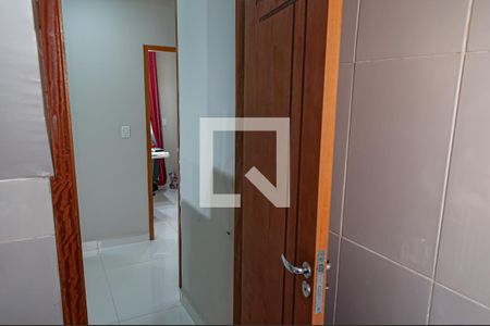 Casa à venda com 180m², 4 quartos e 2 vagasBanheiro 2
