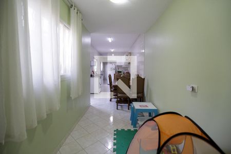 Casa à venda com 250m², 3 quartos e 2 vagas Casa à venda com 250m², 3 quartos e 2 vagasCozinha