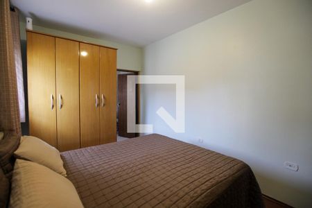 Casa à venda com 250m², 3 quartos e 2 vagas Casa à venda com 250m², 3 quartos e 2 vagasSuíte