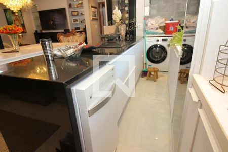 Apartamento para alugar com 106m², 2 quartos e 2 vagasCozinha
