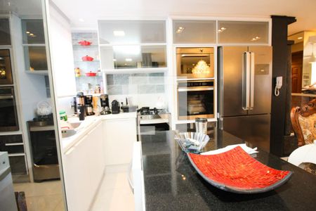 Apartamento para alugar com 106m², 2 quartos e 2 vagasCozinha