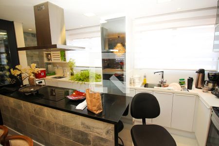 Apartamento para alugar com 106m², 2 quartos e 2 vagasCozinha