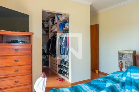 Casa de condomínio à venda com 253m², 3 quartos e 6 vagas Casa de condomínio à venda com 253m², 3 quartos e 6 vagasSuíte