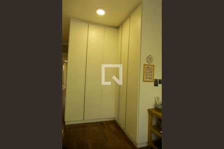 Apartamento à venda com 120m², 3 quartos e 1 vaga Apartamento à venda com 120m², 3 quartos e 1 vagaSuíte