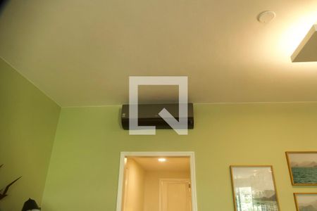 Sala  de apartamento à venda com 3 quartos, 120m² em Leblon, Rio de Janeiro