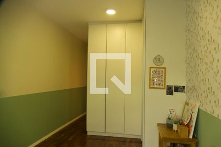 Apartamento à venda com 120m², 3 quartos e 1 vaga Apartamento à venda com 120m², 3 quartos e 1 vagaSuíte