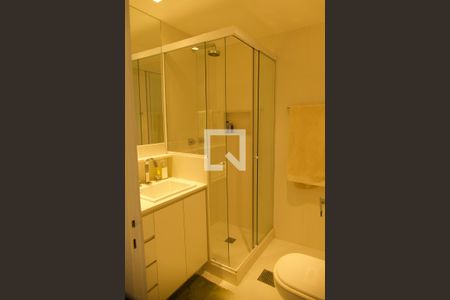 Apartamento à venda com 120m², 3 quartos e 1 vaga Apartamento à venda com 120m², 3 quartos e 1 vagaSuíte banheiro