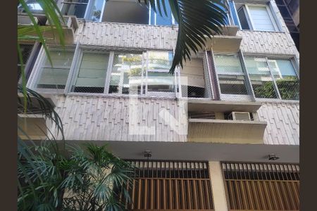 Apartamento à venda com 120m², 3 quartos e 1 vaga Apartamento à venda com 120m², 3 quartos e 1 vagaFachada