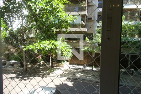 Apartamento à venda com 120m², 3 quartos e 1 vaga Apartamento à venda com 120m², 3 quartos e 1 vagaSuíte vista