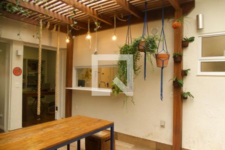 Apartamento à venda com 120m², 3 quartos e 1 vaga Apartamento à venda com 120m², 3 quartos e 1 vagaJardim de inverno