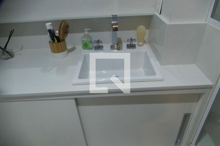 Apartamento à venda com 120m², 3 quartos e 1 vaga Apartamento à venda com 120m², 3 quartos e 1 vagaBanheiro social