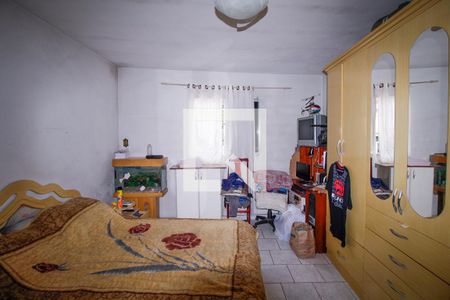 Casa à venda com 200m², 3 quartos e 2 vagasSuíte