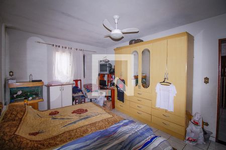 Casa à venda com 200m², 3 quartos e 2 vagasSuíte