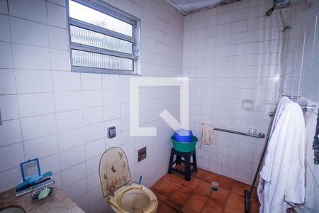 Casa à venda com 200m², 3 quartos e 2 vagasBanheiro 2