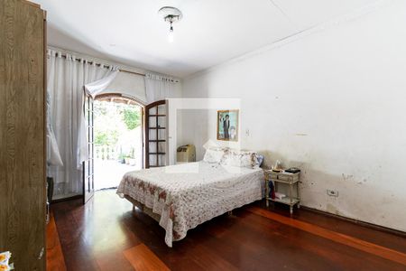 Casa à venda com 250m², 3 quartos e 1 vagaSuíte 2