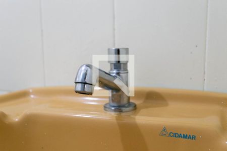 Casa para alugar com 120m², 2 quartos e 1 vagaBanheiro - torneira