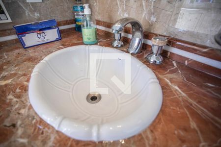 Apartamento à venda com 168m², 4 quartos e 4 vagas Apartamento à venda com 168m², 4 quartos e 4 vagasBanheiro Suíte - Torneira