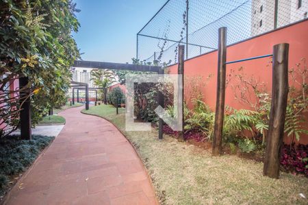 Apartamento à venda com 168m², 4 quartos e 4 vagas Apartamento à venda com 168m², 4 quartos e 4 vagasÁrea comum