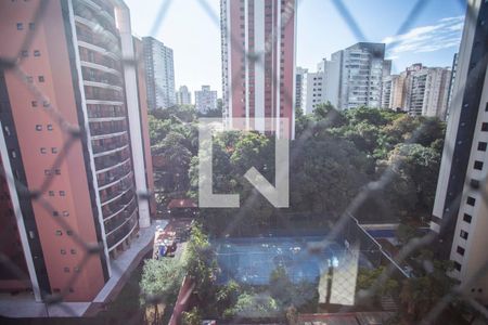 Apartamento à venda com 168m², 4 quartos e 4 vagas Apartamento à venda com 168m², 4 quartos e 4 vagasVista