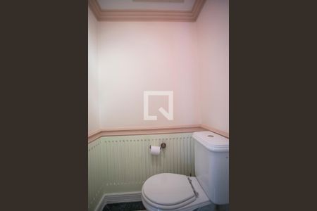 Apartamento à venda com 168m², 4 quartos e 4 vagas Apartamento à venda com 168m², 4 quartos e 4 vagasLavabo