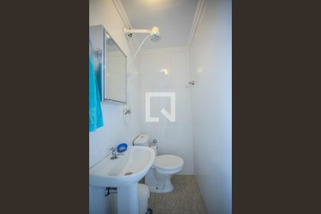 Apartamento à venda com 168m², 4 quartos e 4 vagas Apartamento à venda com 168m², 4 quartos e 4 vagasBanheiro de Serviço