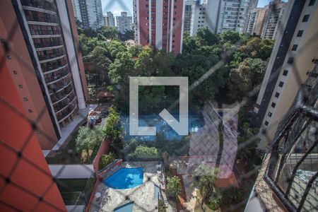 Apartamento à venda com 168m², 4 quartos e 4 vagas Apartamento à venda com 168m², 4 quartos e 4 vagasVista