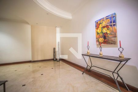 Apartamento à venda com 168m², 4 quartos e 4 vagas Apartamento à venda com 168m², 4 quartos e 4 vagasHall Social