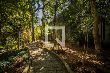 Apartamento à venda com 168m², 4 quartos e 4 vagas Apartamento à venda com 168m², 4 quartos e 4 vagasÁrea comum