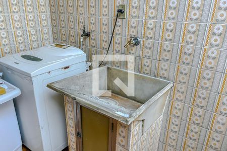 Casa à venda com 196m², 3 quartos e 2 vagasDetalhe Lavanderia