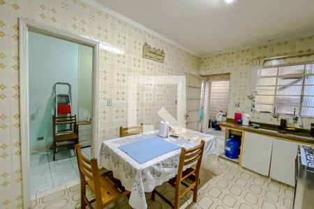 Casa à venda com 196m², 3 quartos e 2 vagasCozinha