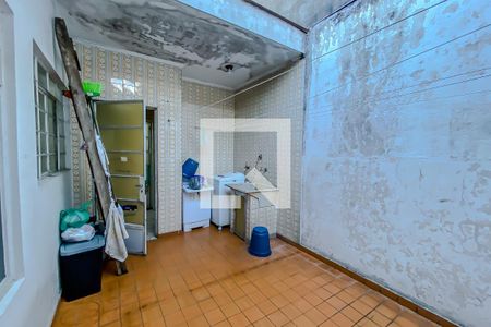 Casa à venda com 196m², 3 quartos e 2 vagasLavanderia