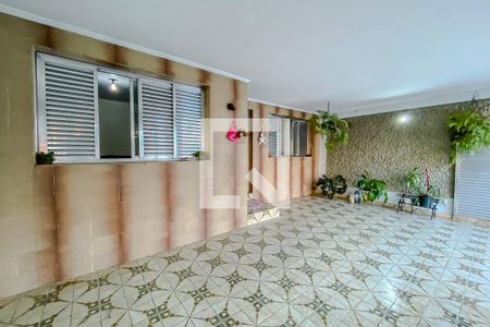 Casa à venda com 196m², 3 quartos e 2 vagasGaragem