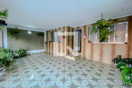 Casa à venda com 196m², 3 quartos e 2 vagasGaragem