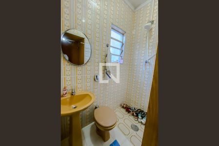 Casa à venda com 196m², 3 quartos e 2 vagasBanheiro da Suite