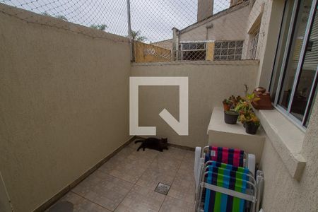 Casa de condomínio à venda com 90m², 4 quartos e 2 vagas Casa de condomínio à venda com 90m², 4 quartos e 2 vagasÁrea Externa