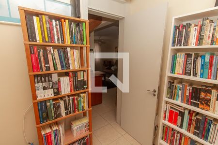 Casa de condomínio à venda com 90m², 4 quartos e 2 vagas Casa de condomínio à venda com 90m², 4 quartos e 2 vagasQuarto 4 - Escritório