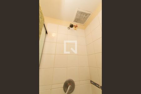 Casa de condomínio à venda com 90m², 4 quartos e 2 vagas Casa de condomínio à venda com 90m², 4 quartos e 2 vagasBanheiro