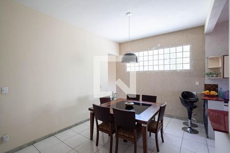 Casa 1 - Sala 2 de casa à venda com 6 quartos, 380m² em Tupi, Belo Horizonte