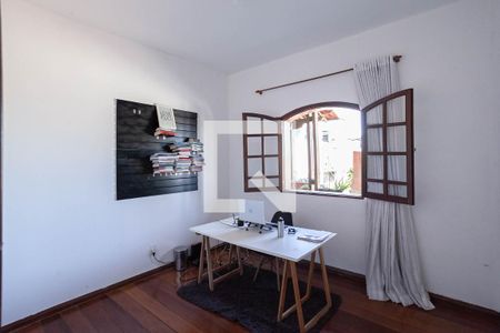 Casa 1 - Quarto 1 de casa à venda com 6 quartos, 380m² em Tupi, Belo Horizonte