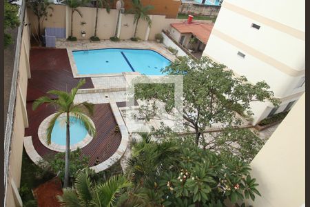 Apartamento para alugar com 90m², 3 quartos e 1 vagaÁrea comum - Piscina