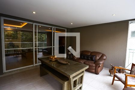 Apartamento à venda com 168m², 3 quartos e 3 vagasVaranda gourmet