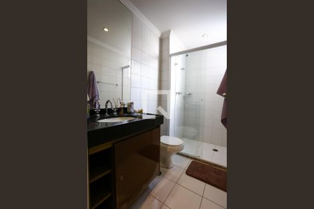 Apartamento à venda com 168m², 3 quartos e 3 vagasBanheiro da suíte 1