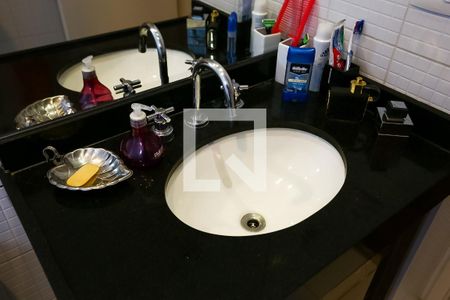 Apartamento à venda com 168m², 3 quartos e 3 vagasBanheiro da suíte 2