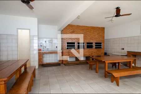 Apartamento à venda com 60m², 2 quartos e sem vagaÁrea comum - Salão de festas