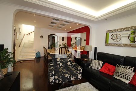 Sala de casa à venda com 3 quartos, 160m² em Parque Tomas Saraiva, São Paulo